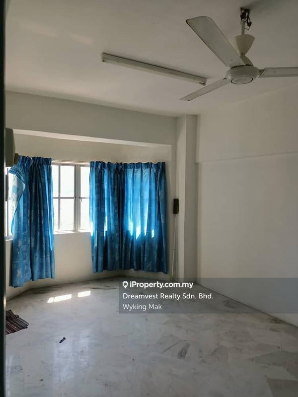 For Sale - Meadow Park 3