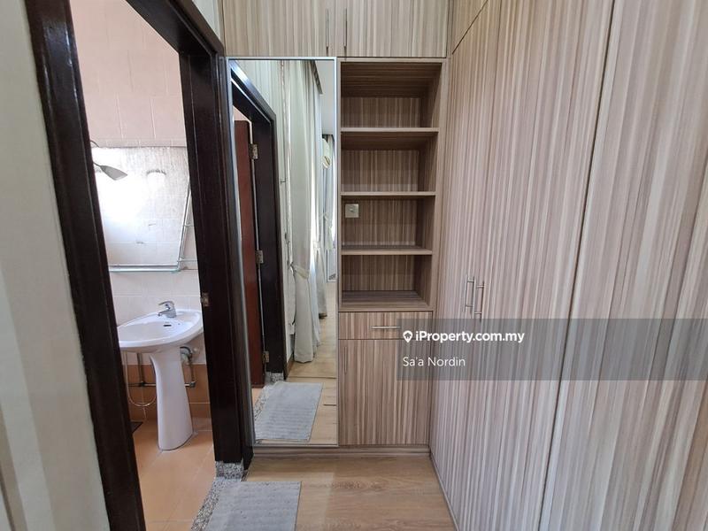 Rumah Berangkai 2 Tingkat untuk Dijual di Bukit Jelutong, Shah Alam oleh Sa'a Nordin - iProperty.com.my