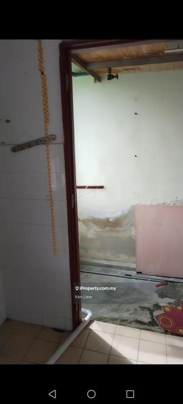 Flat for Sale in Flat Mahkota Cheras (L1 L2 L3 L4 L5) by Ken Liew - iProperty.com.my