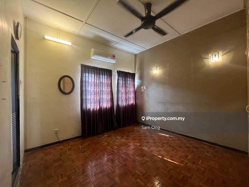 2-storey Terraced House for Sale in Taman Bukit Serdang, Seri Kembangan by Sam Ong - iProperty.com.my