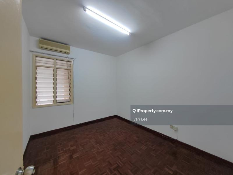 Condominium for Sale in University Tower by Ivan Lee - iProperty.com.my