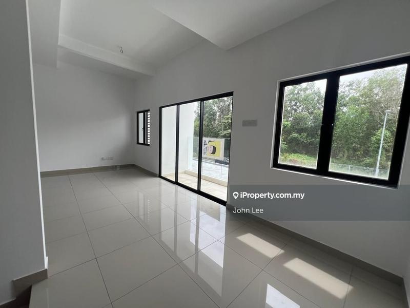 Rumah Bandar untuk Dijual di SALAK TINGGI, Sepang oleh John Lee - iProperty.com.my