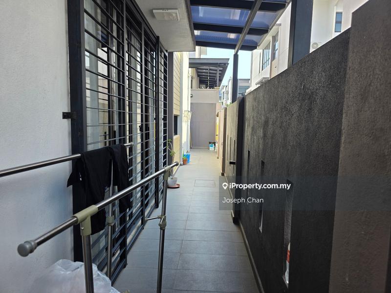 Rumah Teres 2-Tingkat untuk Dijual di Taman Cahaya Alam, Shah Alam oleh Joseph Chan - iProperty.com.my