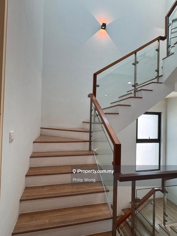 Townhouse for Sale in Taman Jinma, Seri Kembangan by Philip Wong - iProperty.com.my