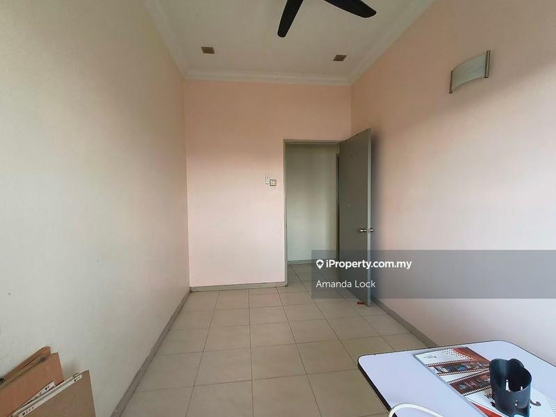 For Sale - Baiduri Court Apartment