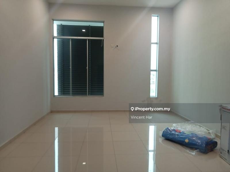 Rumah Berkembar untuk Dijual di Taman Suria Jaya, Sitiawan oleh Vincent Har - iProperty.com.my