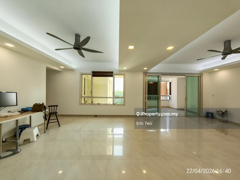 Kondominium untuk Dijual di Desa Damansara oleh Eric Teo - Living Room - iProperty.com.my