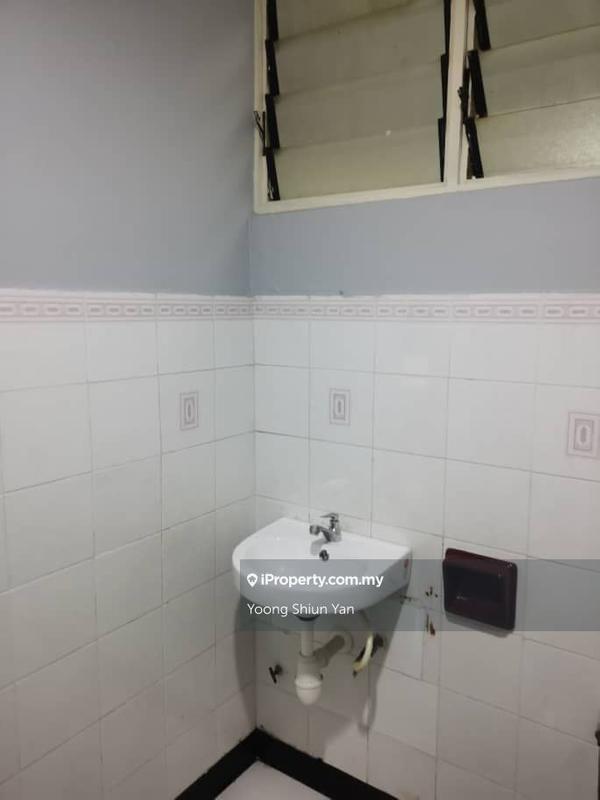 For Sale - Kelana Puteri