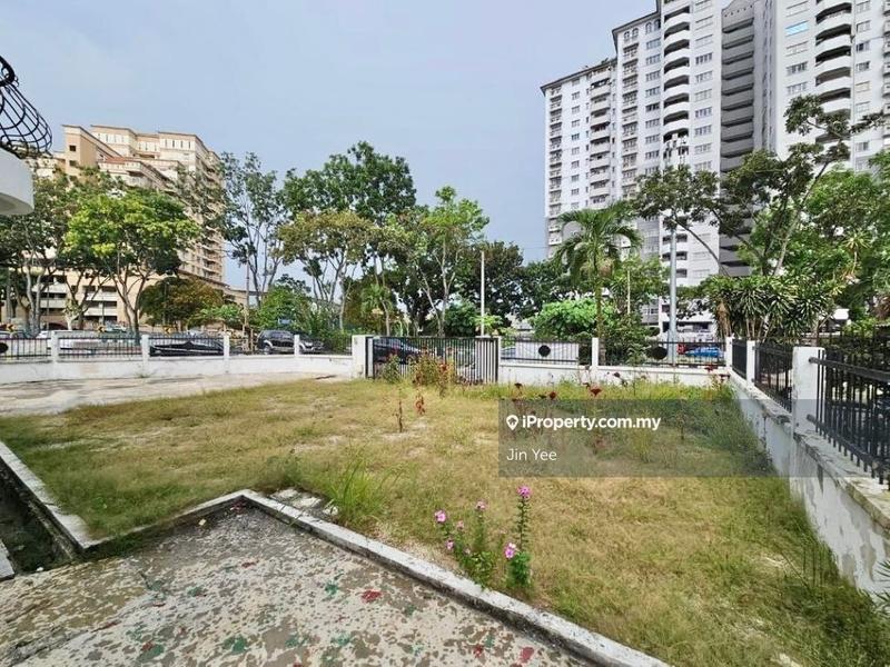 Rumah Teres 2-Tingkat untuk Dijual di Corner / Extra Land / Facing Open / Gated Guarded, Sri Petaling oleh Jin Yee - iProperty.com.my