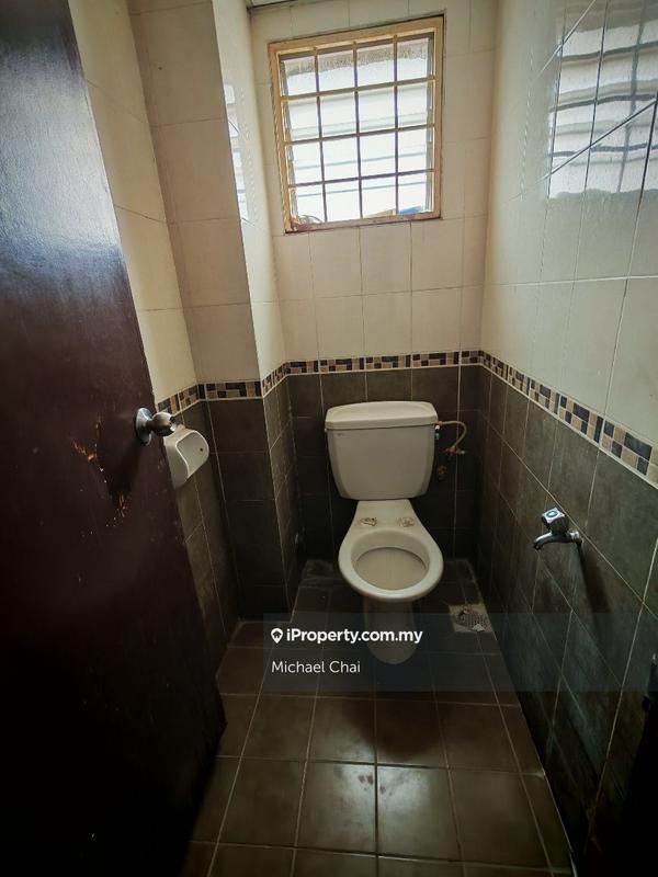 Kedai-Pejabat untuk Dijual di Bandar Puteri Puchong, Puchong oleh Michael Chai - iProperty.com.my