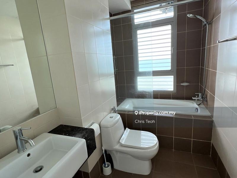 Condominium for Sale in 10 Island Resort by Chris Teoh - iProperty.com.my