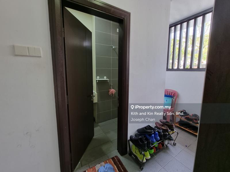 Rumah Teres 3-Tingkat untuk Dijual di Laman Glenmarie, Shah Alam oleh Joseph Chan - iProperty.com.my