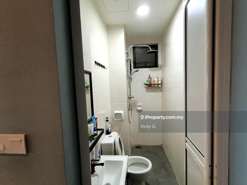 Kediaman Servis untuk Dijual di Maple Residences @ Bandar Bestari Klang oleh Vicky G. - iProperty.com.my