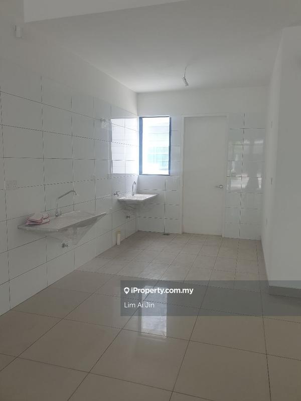 Rumah Teres untuk Dijual di Twentyfive7, Tanjong Duabelas oleh Lim Ai Jin - iProperty.com.my