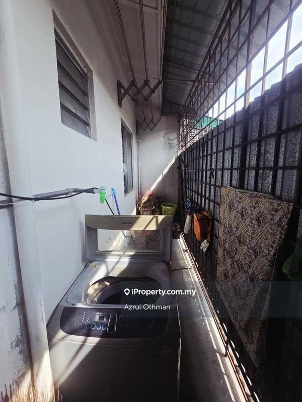 1-storey Terraced House for Sale in Taman College Heights, Sikamat by Azrul Othman - iProperty.com.my