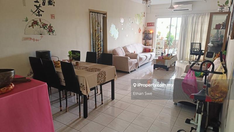 For Sale - Puncak Seri Kelana