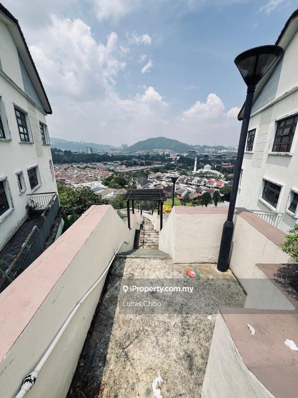 Rumah Berkembar untuk Dijual di Ukay Heights, Ampang oleh Lucas Choo - iProperty.com.my
