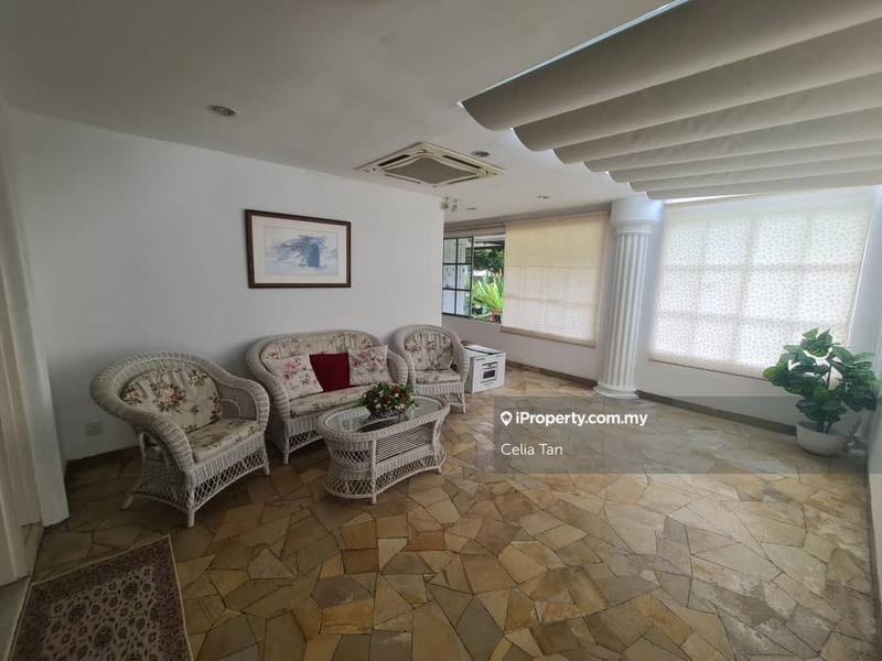 Rumah Berangkai 2 Tingkat untuk Dijual di Usj 11, Subang Jaya oleh Celia Tan - iProperty.com.my