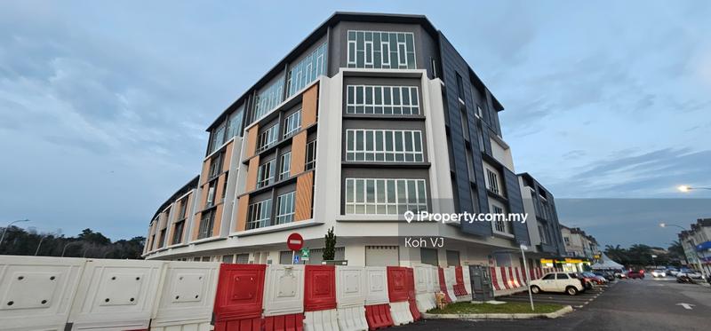 Shop for Rent in Bandar Tasik Puteri, Rawang by Koh VJ - iProperty.com.my