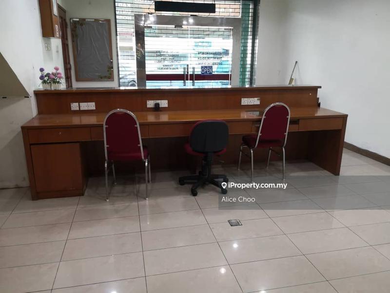 Shop / Office for Rent in Jalan Hj Manan, Kluang by Alice Choo - iProperty.com.my
