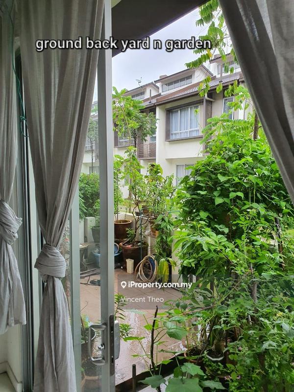 Rumah Berangkai 3 Tingkat untuk Dijual di 8s5w7, Shah Alam oleh Vincent Theo - iProperty.com.my