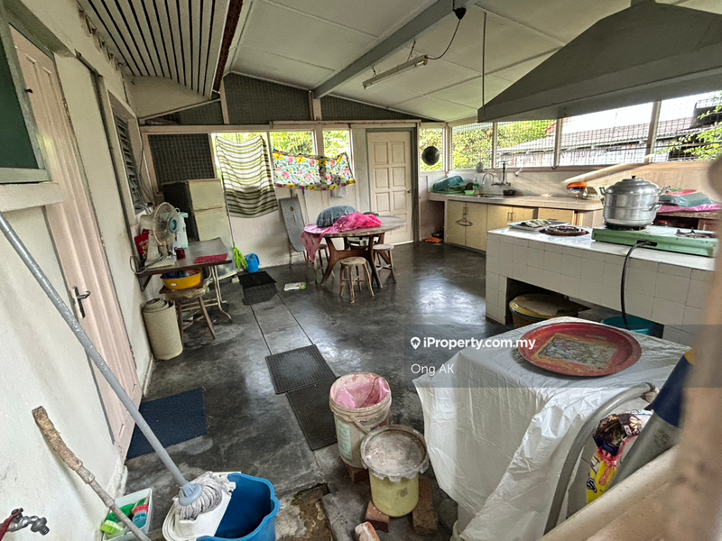 Bungalow House for Sale in Kampung Aulong, Taiping by Ong AK - iProperty.com.my