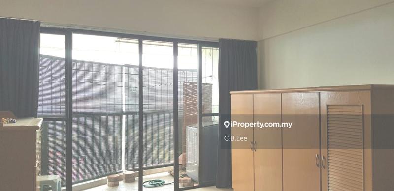 Apartment for Sale in Anjung Hijau (Greenfields) by C.B.Lee - iProperty.com.my