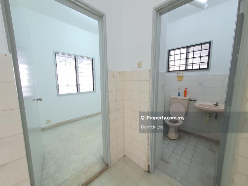 Rumah Berangkai 2 Tingkat untuk Dijual di Usj 2, Subang Jaya oleh Derrick Lee - iProperty.com.my