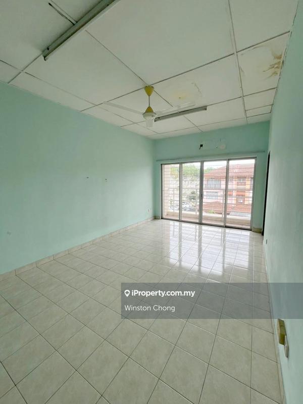 2.5-storey Terraced House for Sale in Taman Bukit Serdang, Seri Kembangan by Winston Chong - iProperty.com.my