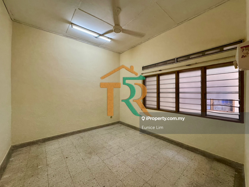 Semi-Detached House for Sale in Taman Tanjung, Muar by Eunice Lim - iProperty.com.my