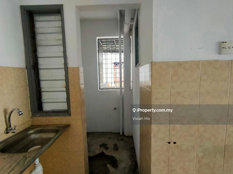 Flat for Sale in Bandar Baru Kundang by Vivian Ho - iProperty.com.my