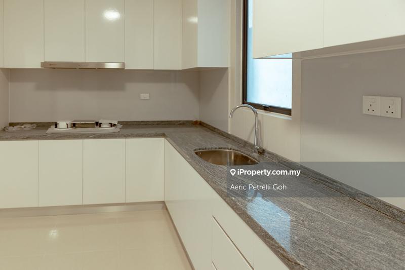 Service Residence for Rent in Sapphire Paradigm by Aeric Petrelli Goh - iProperty.com.my