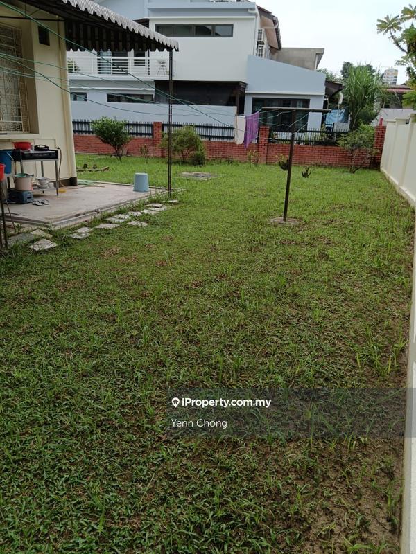 Rumah Berkembar untuk Dijual di Taman Yarl, Jalan Klang Lama (Old Klang Road) oleh Yenn Chong - iProperty.com.my