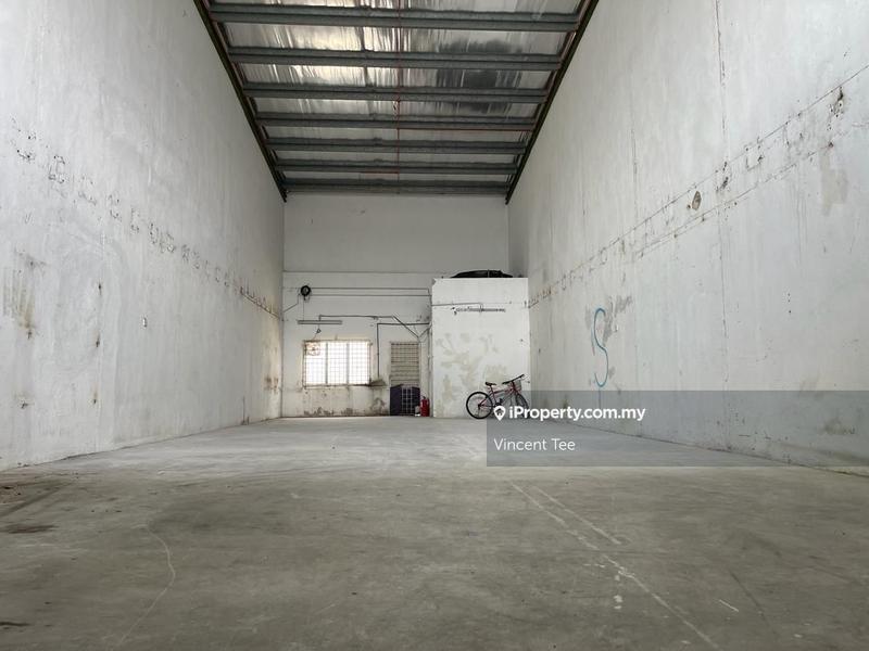 Kilang Terpisah untuk Dijual di Nilai, Negeri Sembilan oleh Vincent Tee - iProperty.com.my
