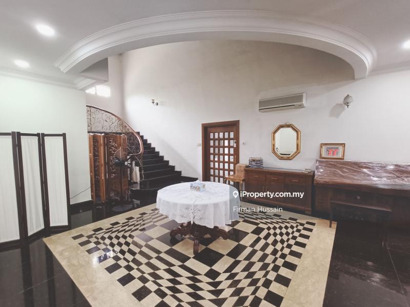 Bungalow House for Sale in Seksyen 7, Shah Alam by Firman Hussain - iProperty.com.my