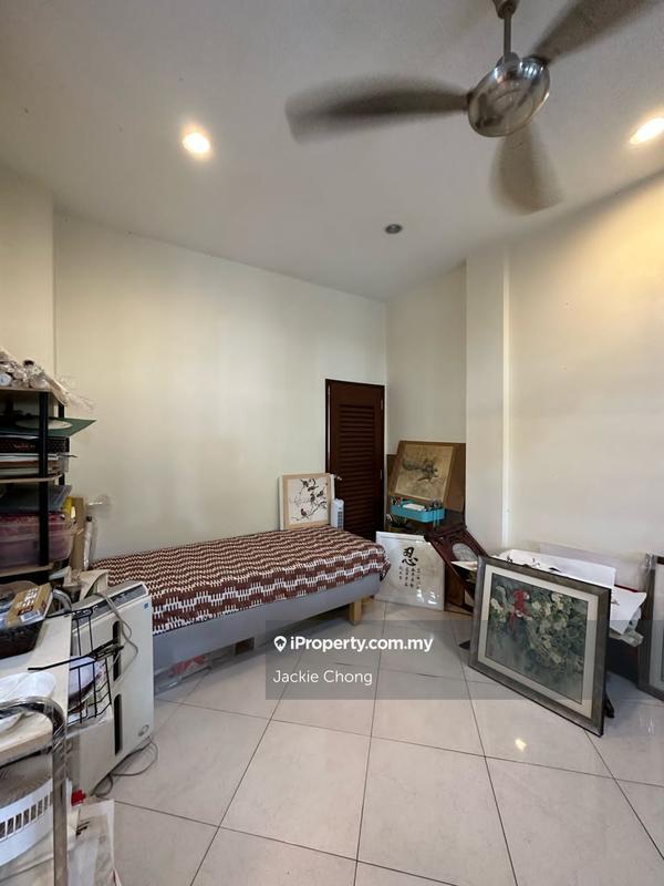 Rumah Berkembar untuk Dijual di Happy Garden, Kuchai Lama oleh Jackie Chong - iProperty.com.my