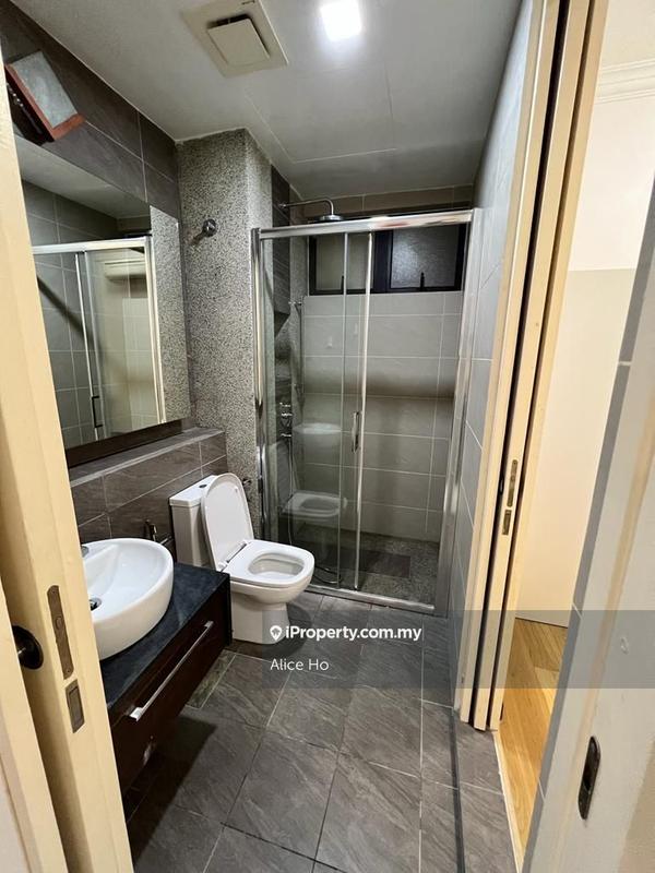 Kediaman Servis untuk Dijual di Isola oleh Alice Ho - iProperty.com.my