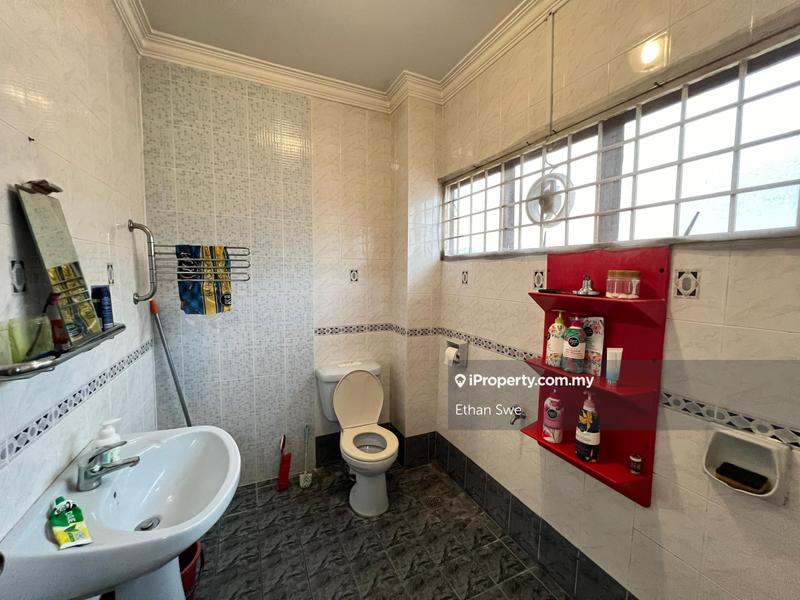 Bungalow House for Sale in Kota Damansara, Selangor by Ethan Swe - iProperty.com.my