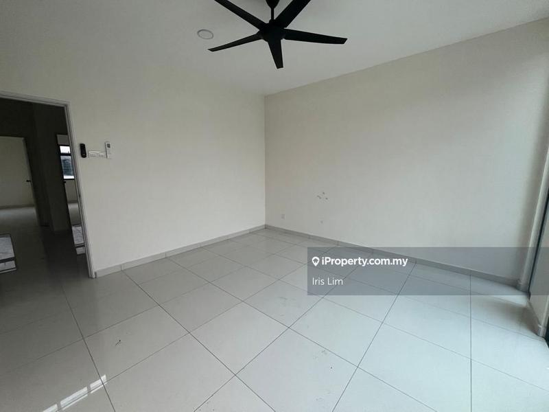 Rumah Teres 2-Tingkat untuk Dijual di Taman Sutera Utama, Skudai oleh Iris Lim - iProperty.com.my