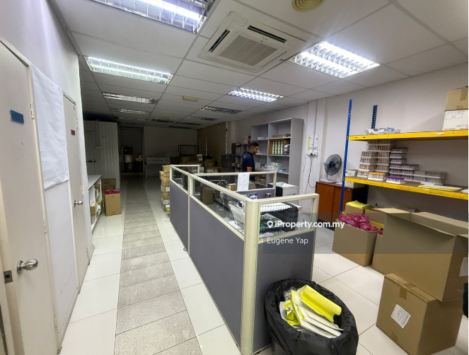 Shop for Sale in Taman Berkeley, Klang by Eugene Yap - iProperty.com.my