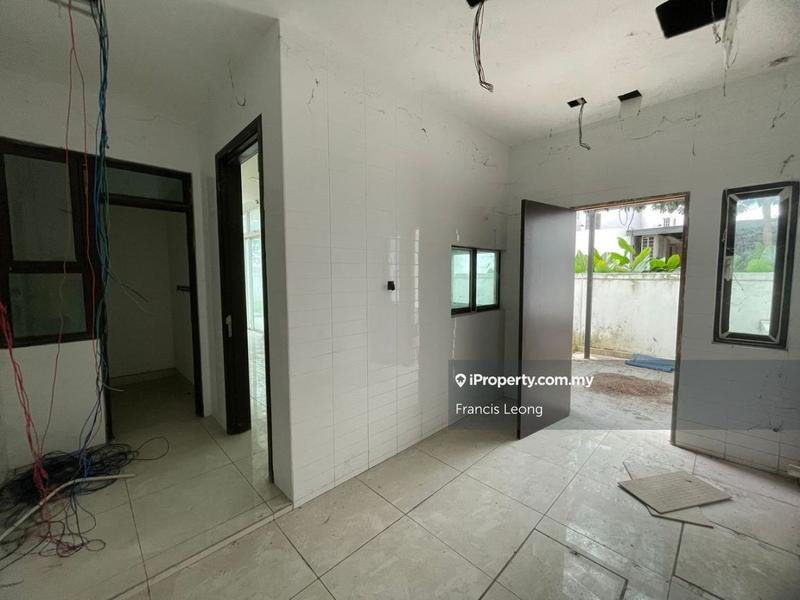 Rumah Berkembar untuk Dijual di Kinrara Residence, Puchong oleh Francis Leong - iProperty.com.my