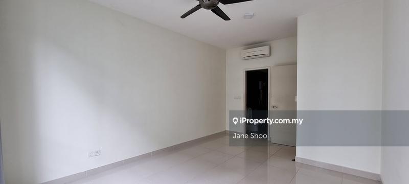 Condominium for Sale in The Z Residence by Jane Shoo - iProperty.com.my