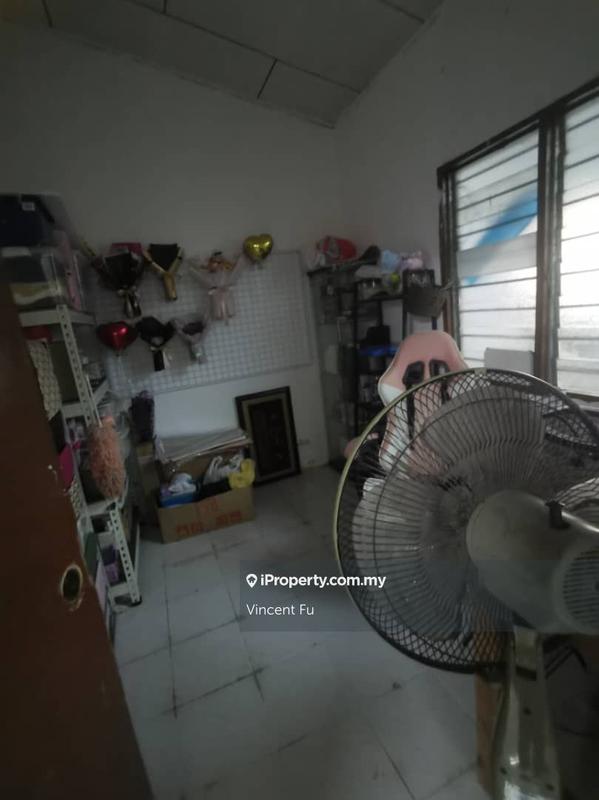 1-storey Terraced House for Sale in Taman Seri Paroi, Paroi by Vincent Fu - iProperty.com.my