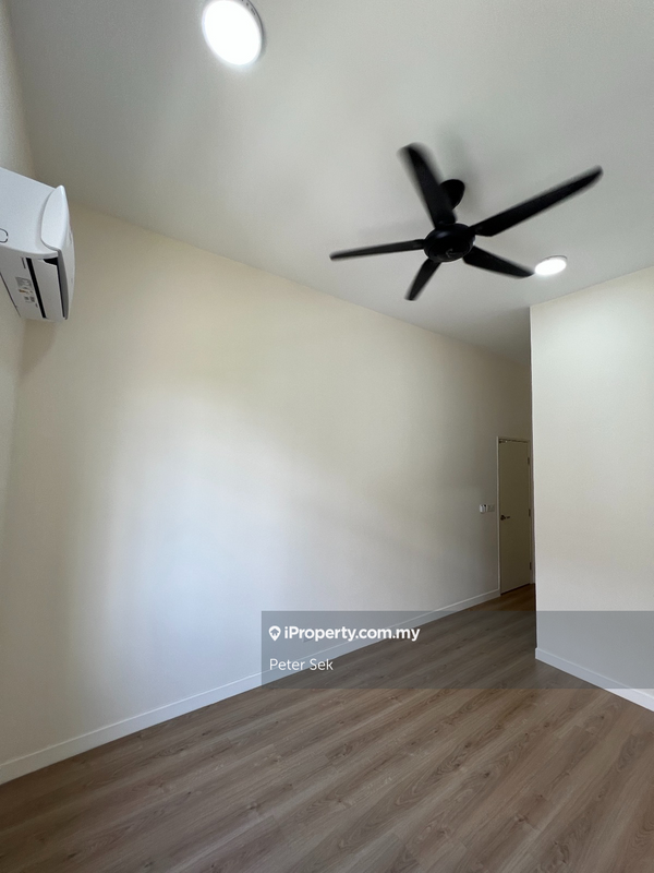 Rumah Berangkai 2 Tingkat untuk Dijual di Bandar Baru Salak Tinggi, Sepang oleh Peter Sek - iProperty.com.my