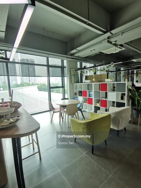 For Rent - Puchong taman perindustrian park 5 storey office building for rent
