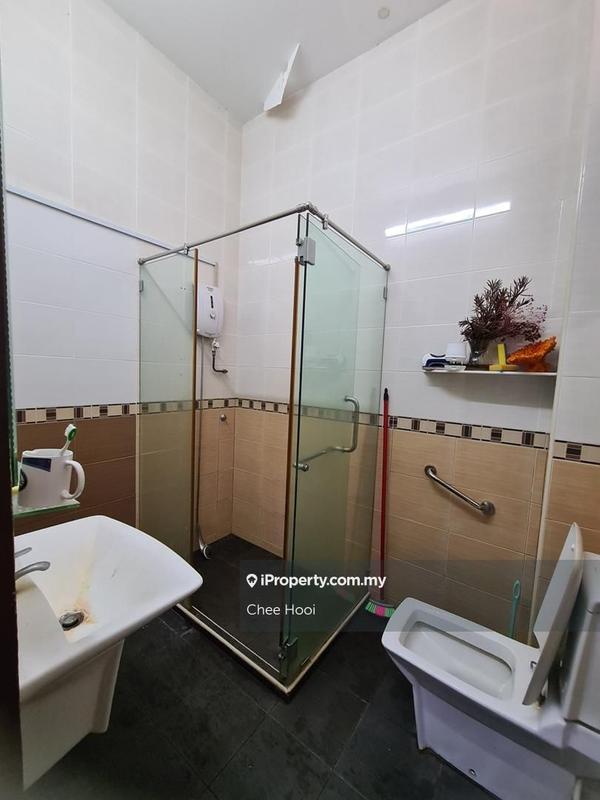 Bungalow House for Sale in Pulau Tikus, George Town by Chee Hooi - iProperty.com.my