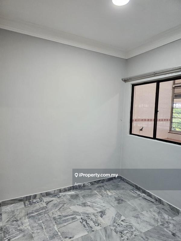 Pangsapuri untuk Dijual di Pangsapuri Nilam oleh Amy Ho - iProperty.com.my