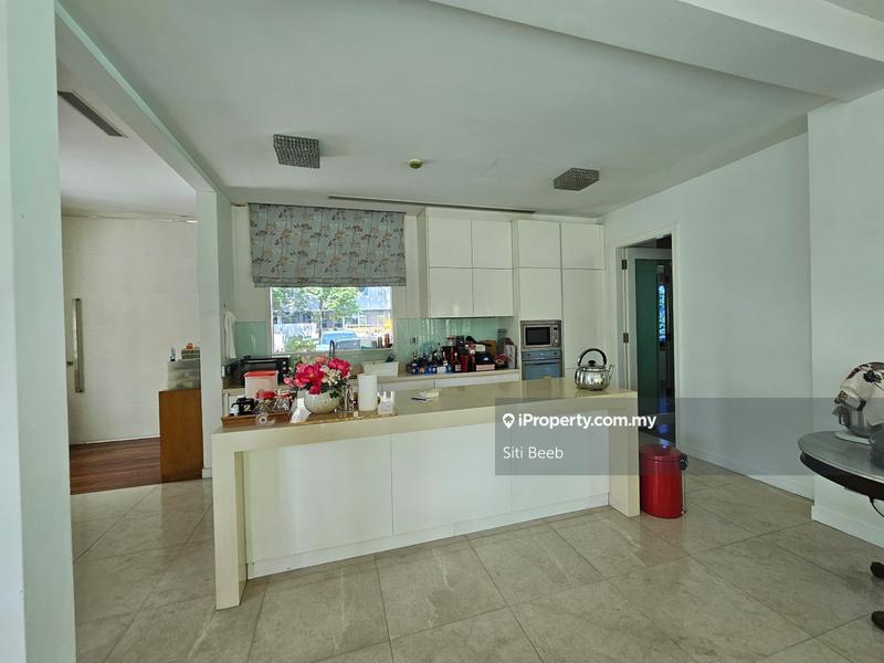 Banglo untuk Dijual di Putra Heights, Subang Jaya oleh Siti Beeb - iProperty.com.my