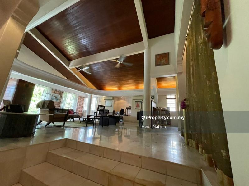 Bungalow House for Sale in Damansara Jaya, Petaling Jaya by Heidi Nabilla - iProperty.com.my