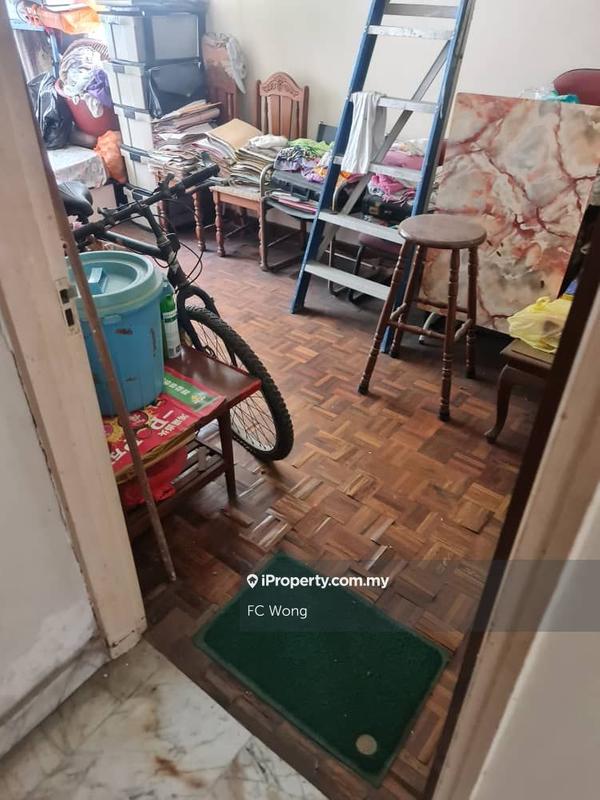 Semi-Detached House for Sale in Taman Overseas Union (Taman Oug), Jalan Klang Lama (Old Klang Road) by FC Wong - iProperty.com.my